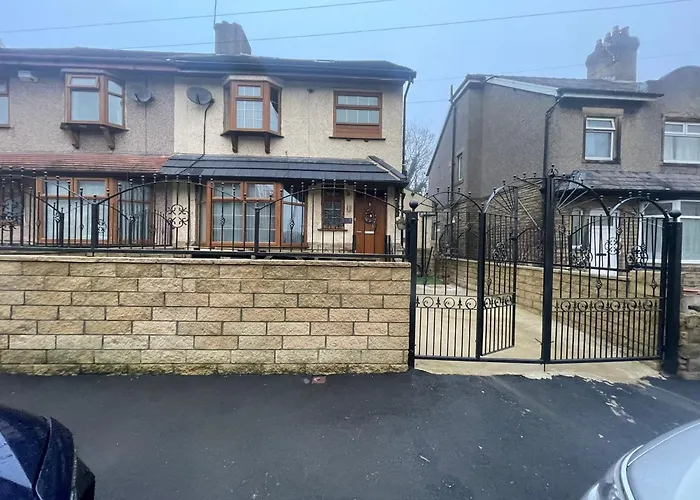 Holiday home Olive House