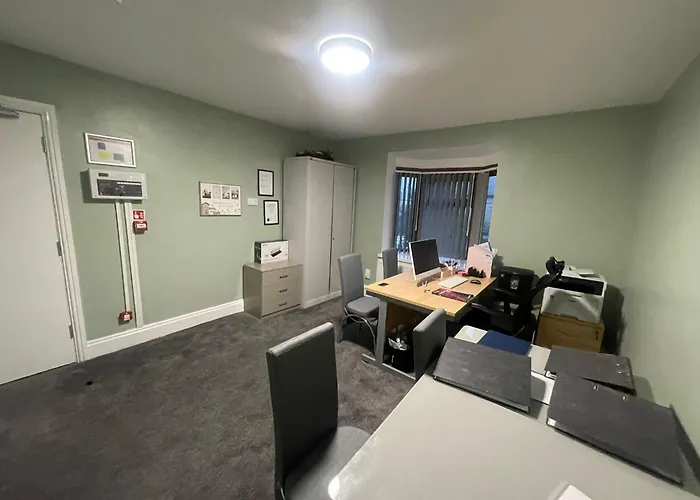 Olive House * Bradford (West Yorkshire)